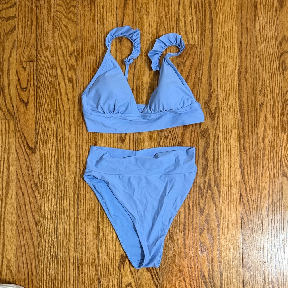Aerie Ruffled Bikini Set - Large top/ Medium bottom